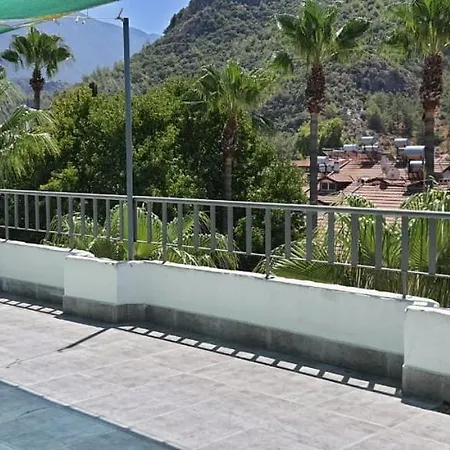A Spacious Apartment At The Heart Of Fethiye Center فتحية